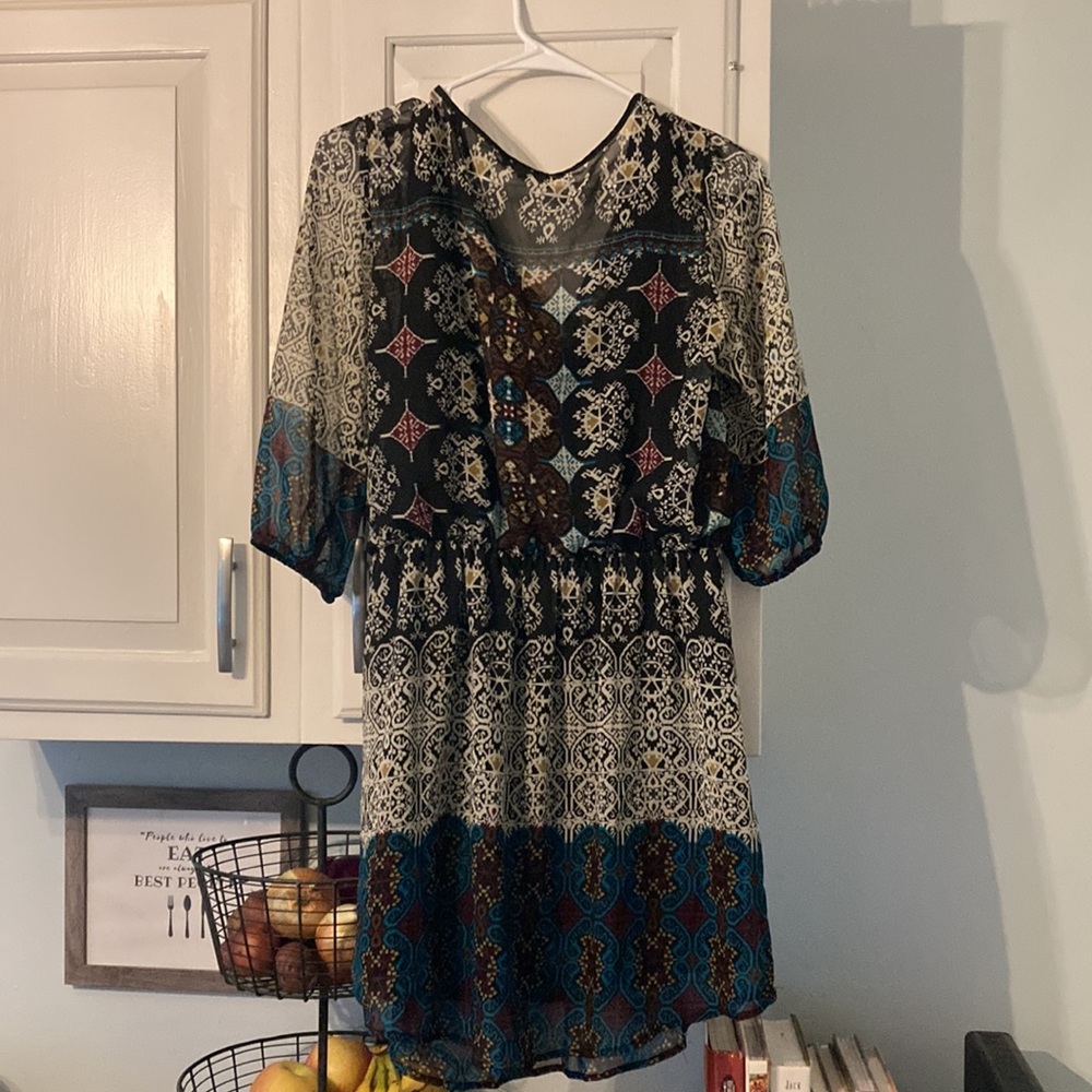 Dress - Picture 3 of 4